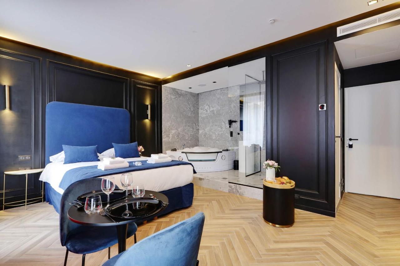 Couples Getaway Unit With Jacuzzi - City Center Paris Dış mekan fotoğraf
